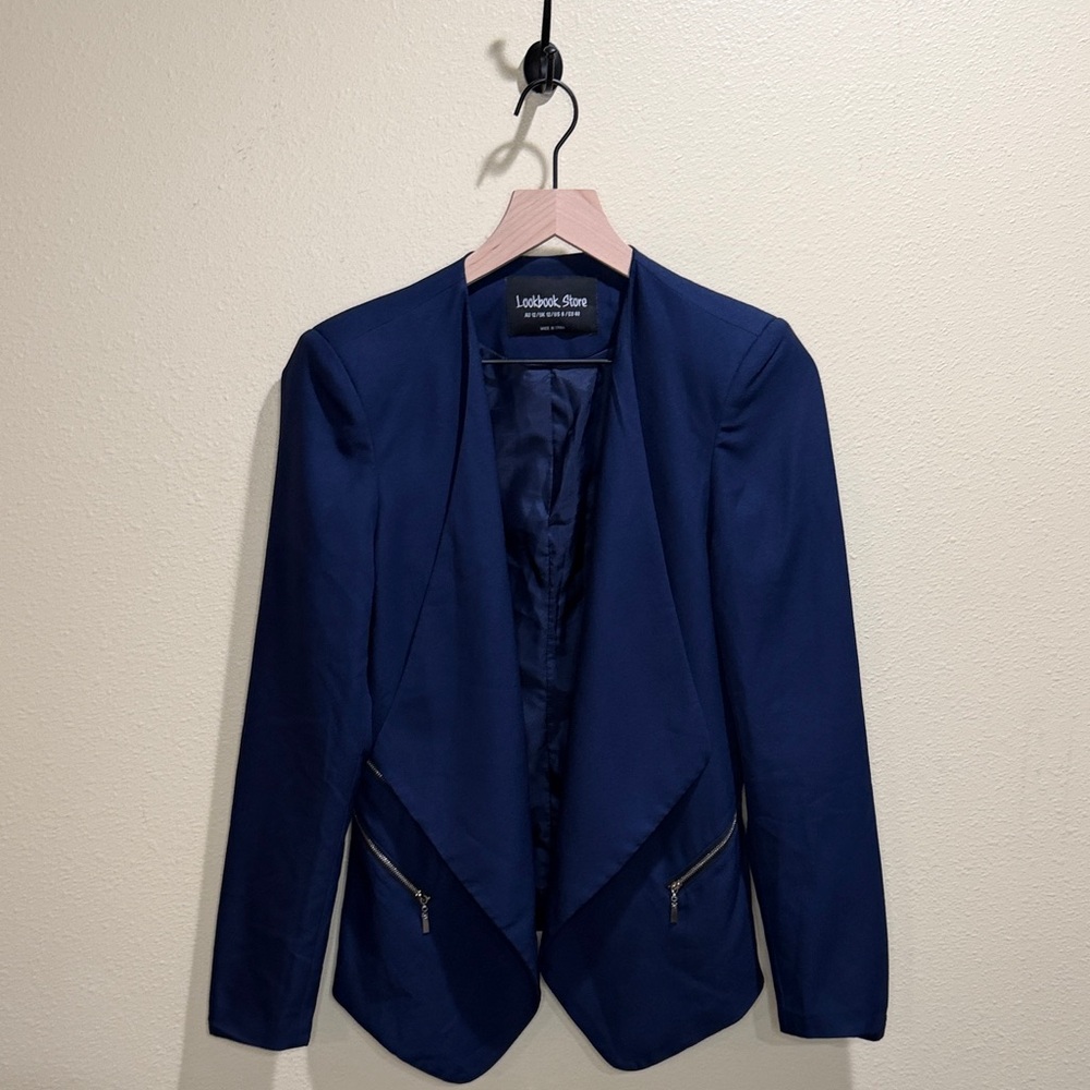 Lookbook Store Size 8 Chic Navy Blazer with Zipper Accents